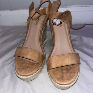 Women's Tan Wedge Sandals